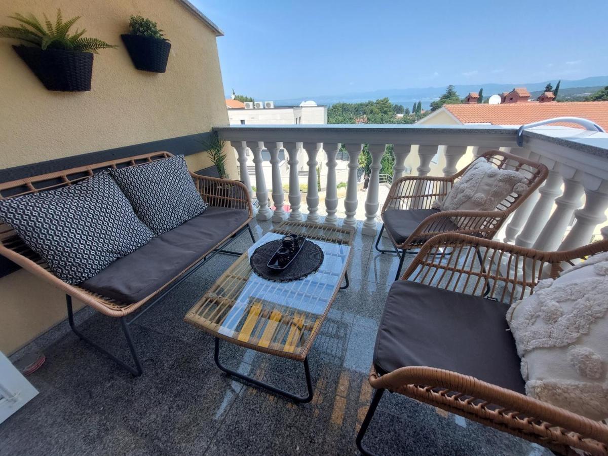 Apartman Moris Malinska Exterior foto